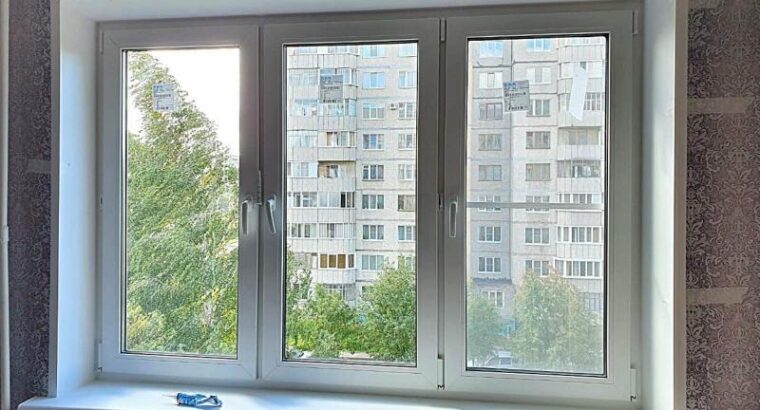 Окна, балконы металлопластиковые.