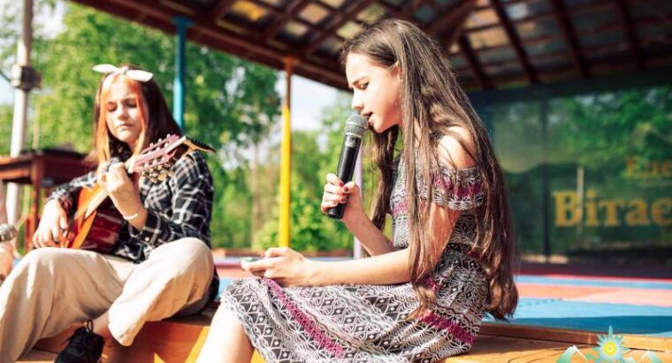Дитячий табір у Карпатах запрошує на літній відпочинок